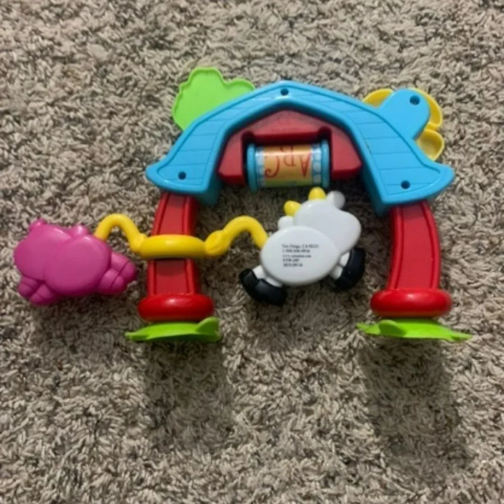 Farm Table Top Toy - Picture 2 of 3